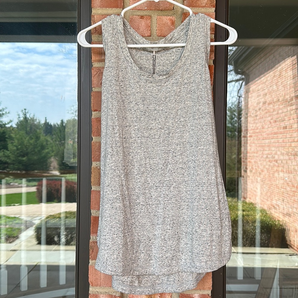 CALIA SLEEVLESS SHIRT